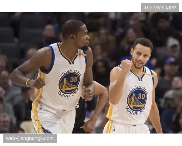 库里三分效率提升15%，挡拆牵制对手助勇士拉开比分